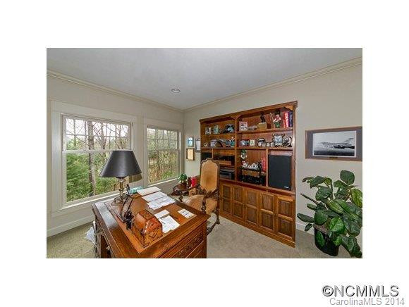 510 Claremont Drive - Photo 18