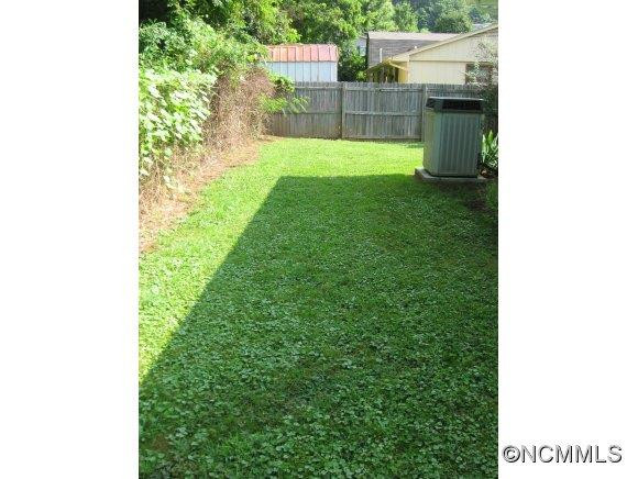 341 Valley Street - Photo 3