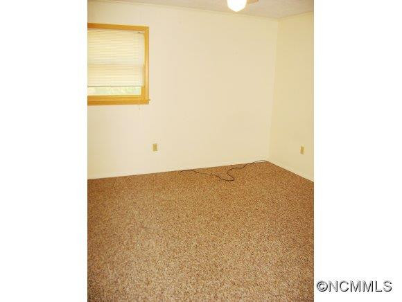 341 Valley Street - Photo 10