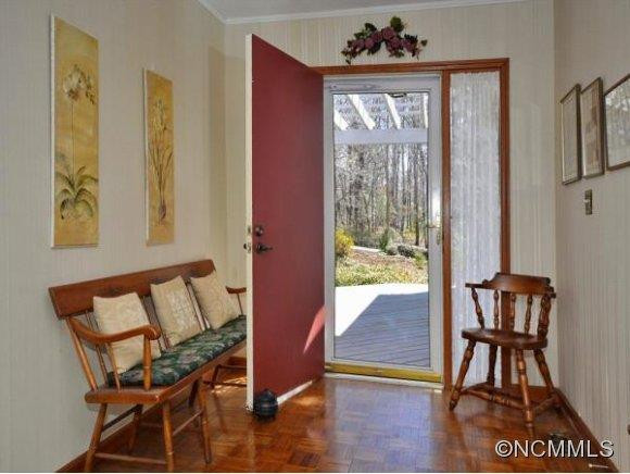 414 FOXHALL ROAD - Photo 2