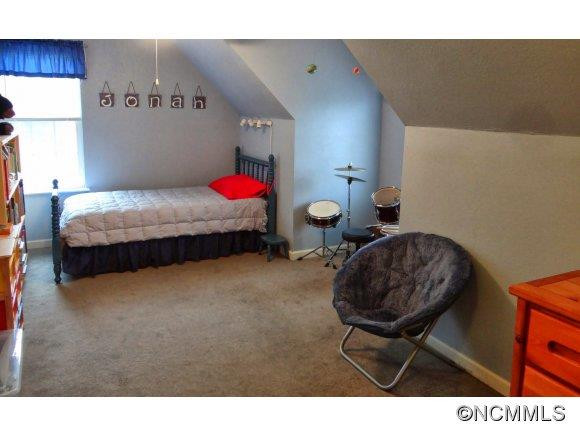 402 Day Lily Drive - Photo 11