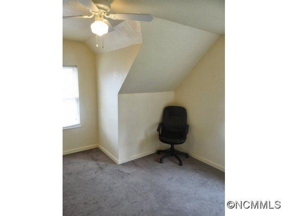 402 Day Lily Drive - Photo 13