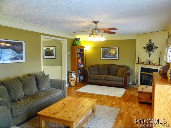 402 Day Lily Drive - Photo 4