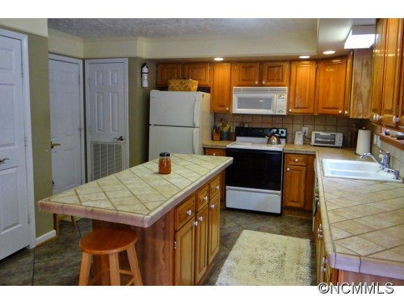402 Day Lily Drive - Photo 6