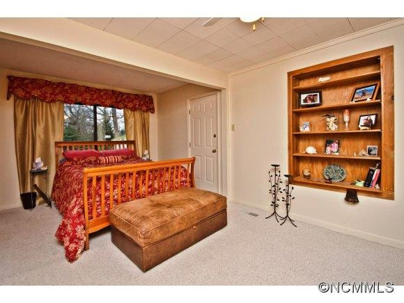 206 Mountain St - Photo 8