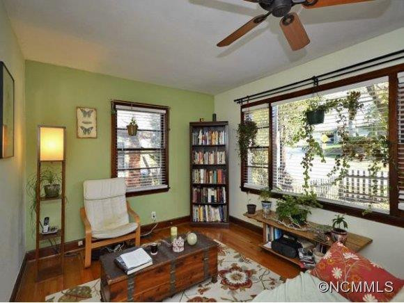 48 SAND HILL SCHOOL RD - Photo 2