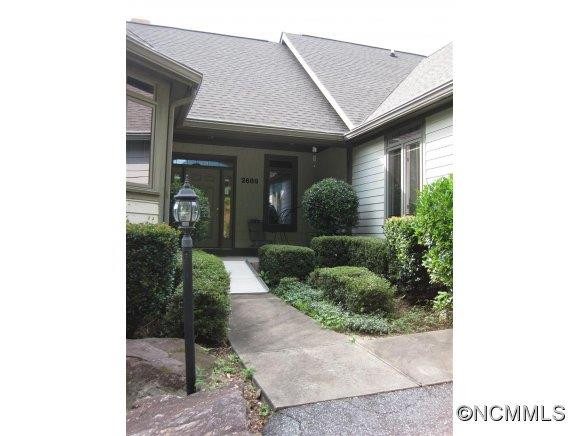 2689 Memorial Hwy #4 - Photo 2