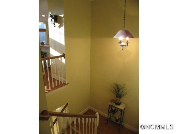 2689 Memorial Hwy #4 - Photo 14