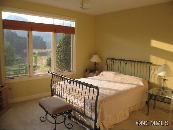 2689 Memorial Hwy #4 - Photo 19