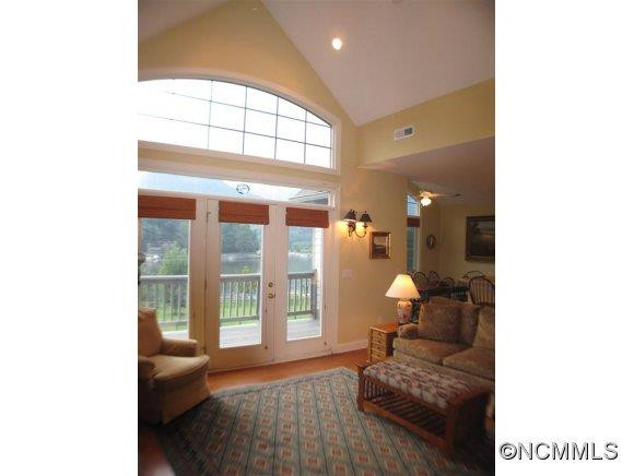 2689 Memorial Hwy #4 - Photo 5