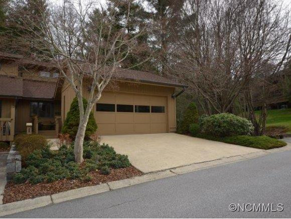 106 WHITE OAK DRIVE