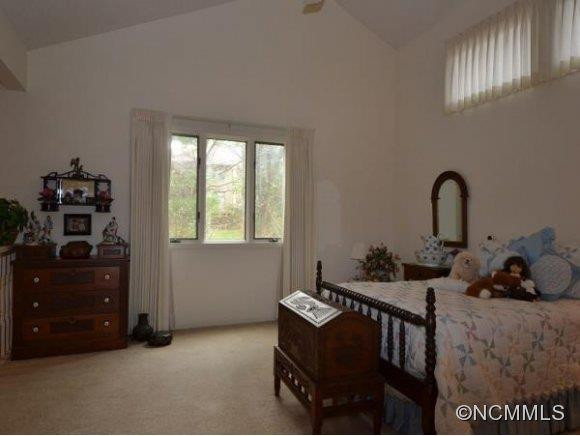 106 WHITE OAK DRIVE - Photo 12