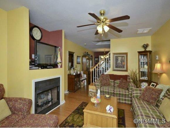 230 FARINGTON CIRCLE - Photo 3