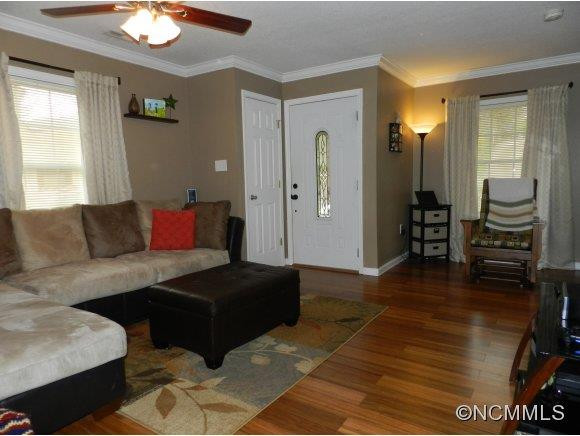210 Appalachian Way - Photo 3