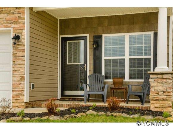 19 Manderley Way - Photo 2