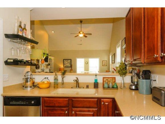 19 Manderley Way - Photo 12