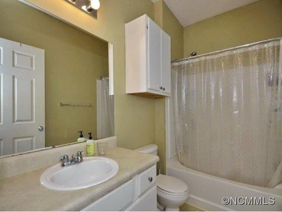 400 VISTA LAKE DRIVE, #206 - Photo 13