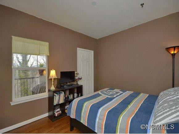 400 VISTA LAKE DRIVE, #206 - Photo 8