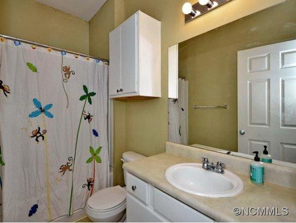 400 VISTA LAKE DRIVE, #206 - Photo 9