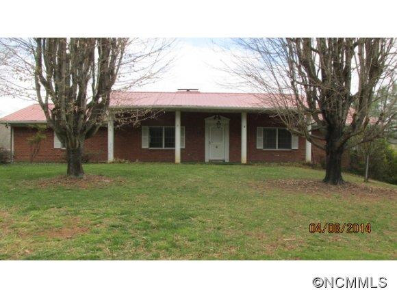 3 Snelson Dr