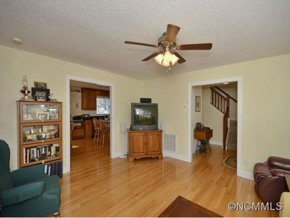 5 TROY HILL - Photo 3