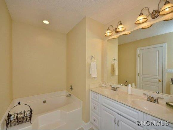 5 TROY HILL - Photo 8