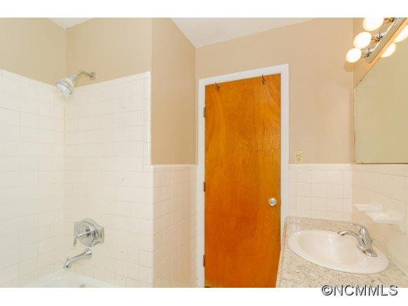 84 Debra Ln - Photo 16