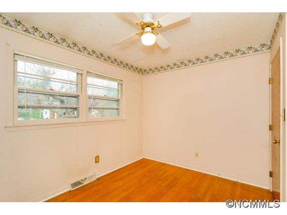 84 Debra Ln - Photo 18