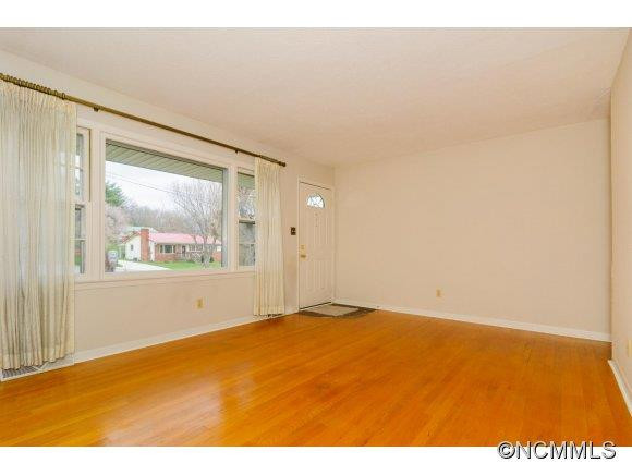 84 Debra Ln - Photo 5