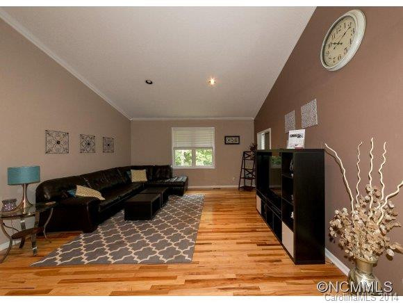 602 Cinnamon Way - Photo 3