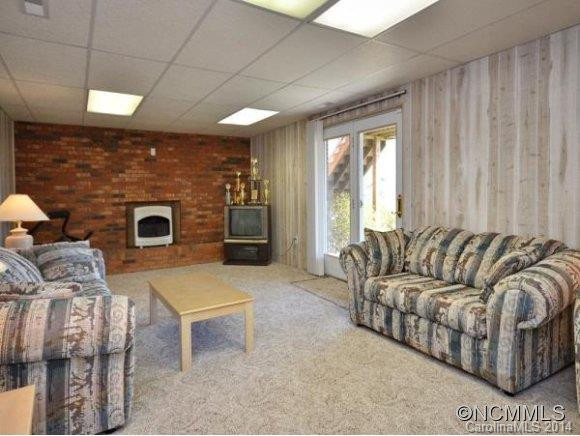 1744 BEAR CREEK RD - Photo 15