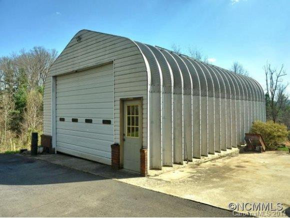 1744 BEAR CREEK RD - Photo 18