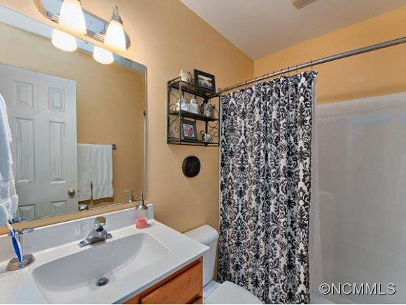 105 FLEMING COURT - Photo 15