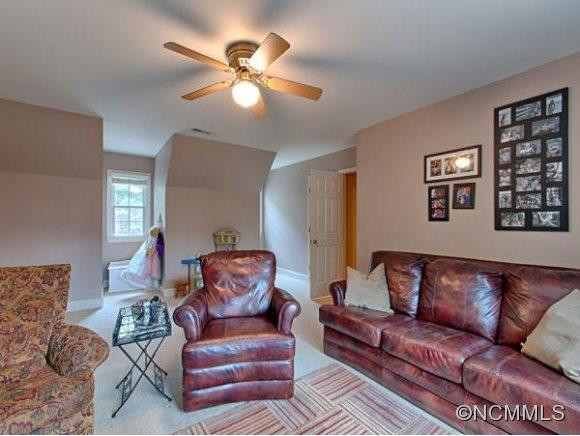 105 FLEMING COURT - Photo 18