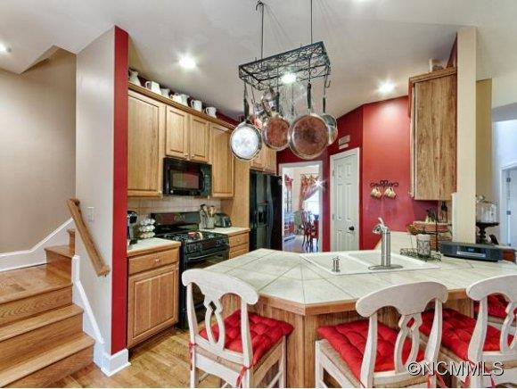 105 FLEMING COURT - Photo 8