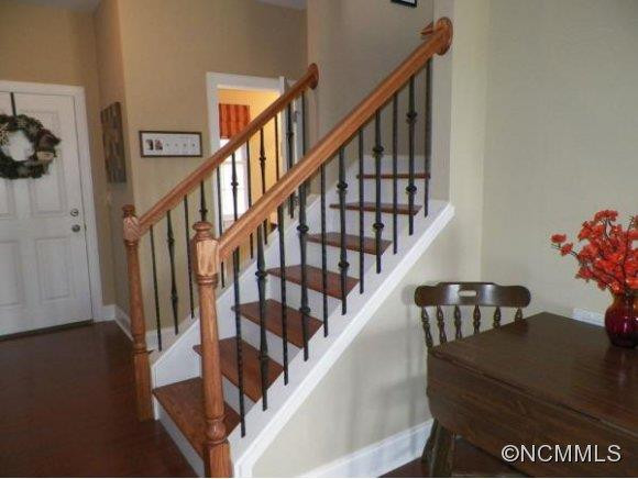 16 BIG SKY COURT - Photo 2