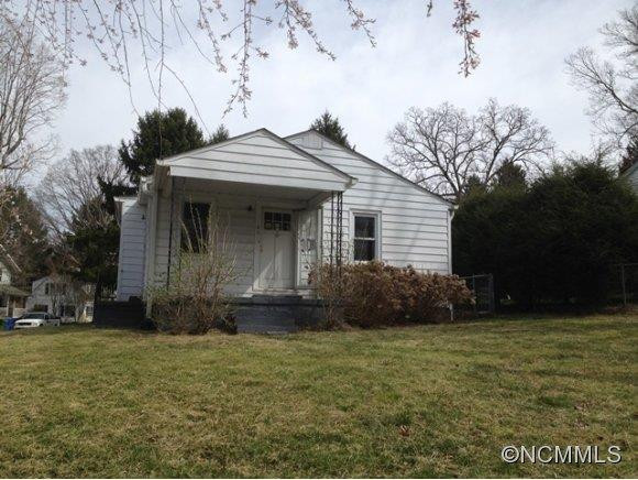45 Eola Ave