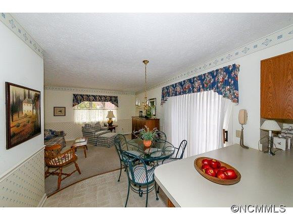 102 White Oak Drive - Photo 13