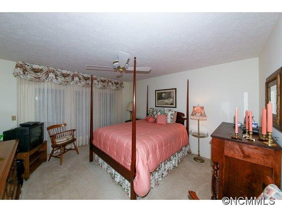 102 White Oak Drive - Photo 17