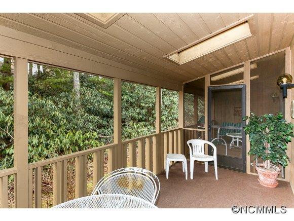 102 White Oak Drive - Photo 4
