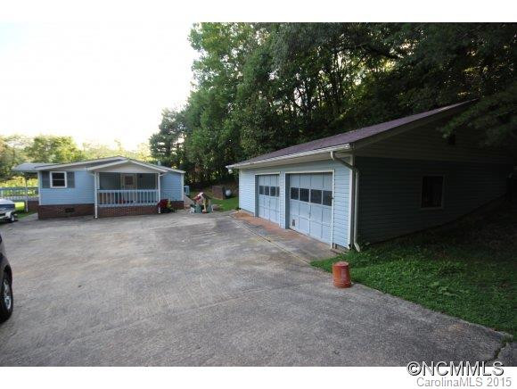 3250 Walnut Hollow Rd. - Photo 2