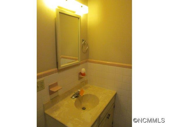 406 Mountain View Dr - Photo 14