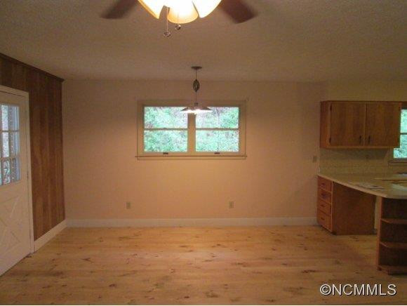 406 Mountain View Dr - Photo 7