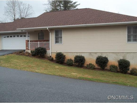 54 Ashley Hill Ln - Photo 2