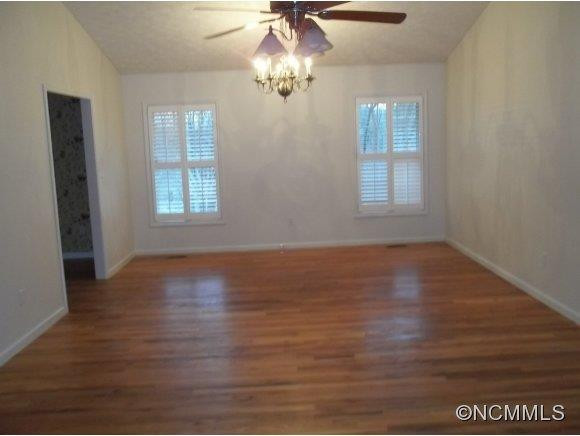 54 Ashley Hill Ln - Photo 4