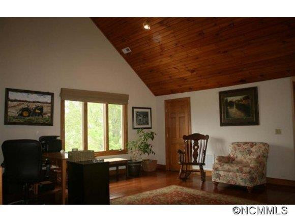 380 Vision Rd. - Photo 10