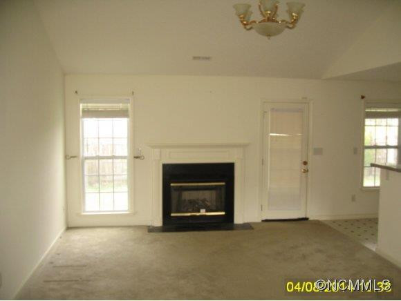  - Photo 2