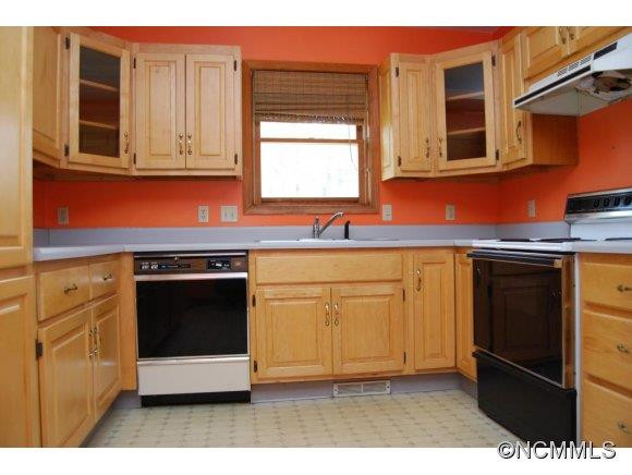 4155 Turnpike Rd - Photo 6