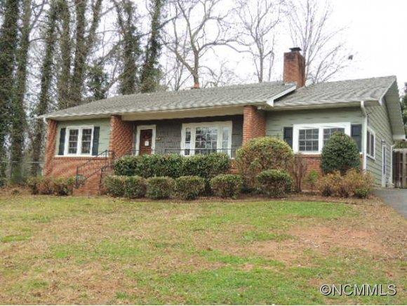 162 Fernwood