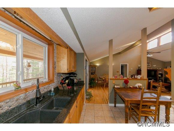 100 Ridgeview Drive - Photo 11